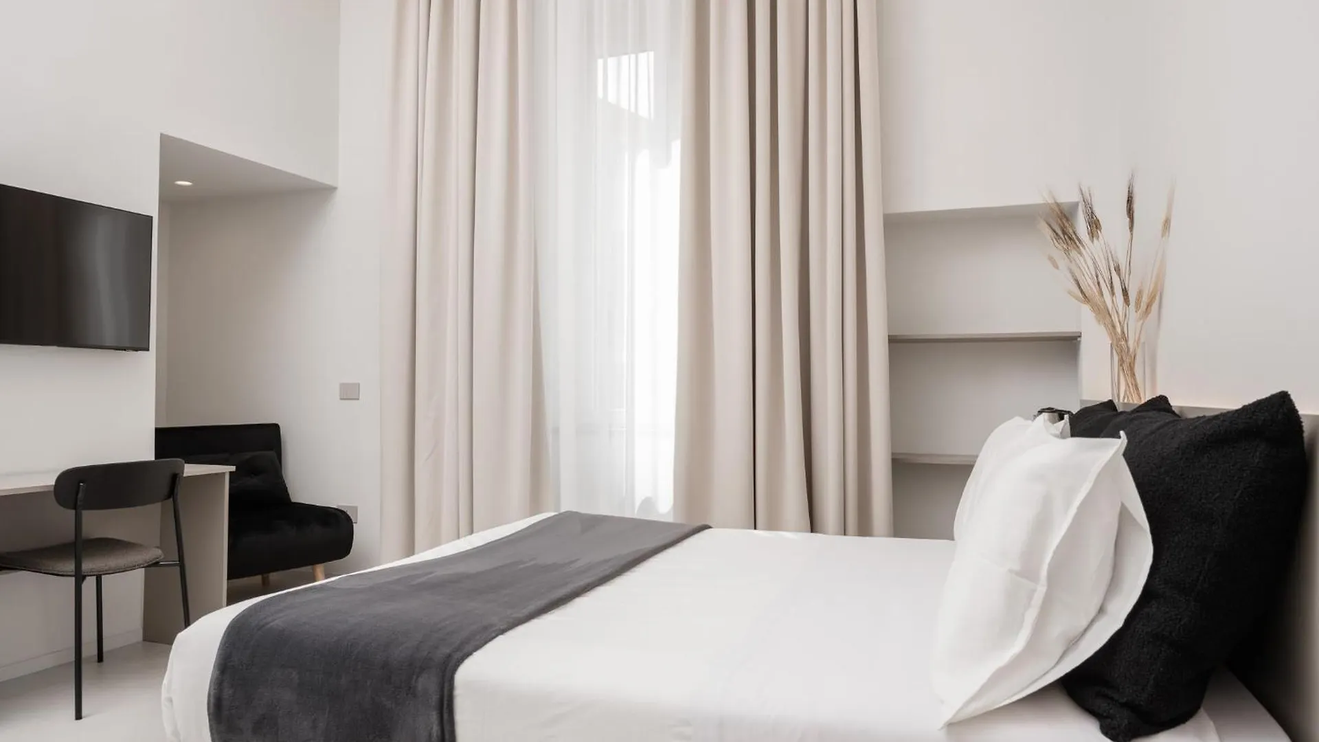 Iodis Relais Hotel Naples Italy