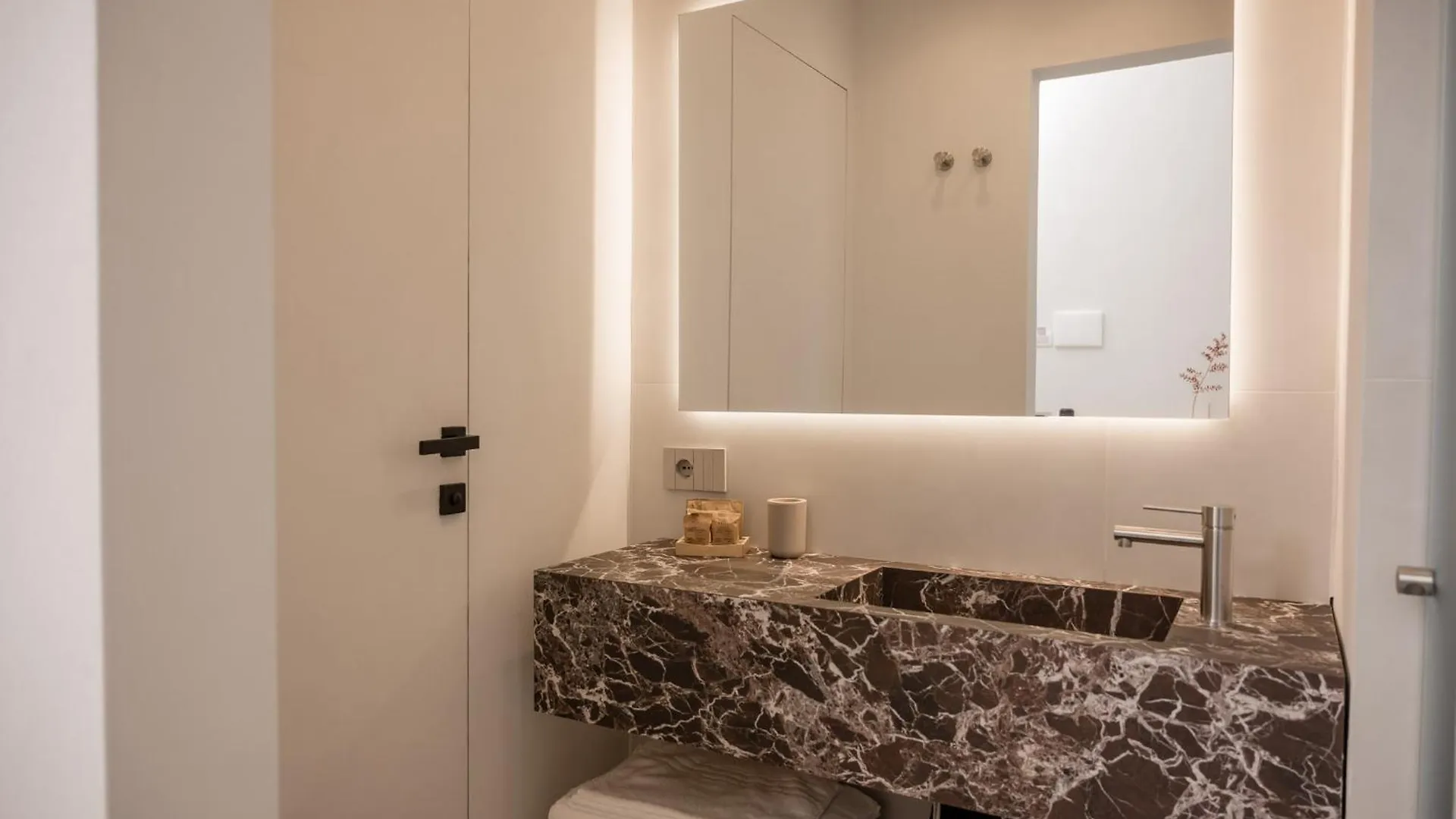 Iodis Relais Hotel Naples 0*,  Italy